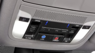 Closeup of centre ceiling console with HondaLink™ buttons.