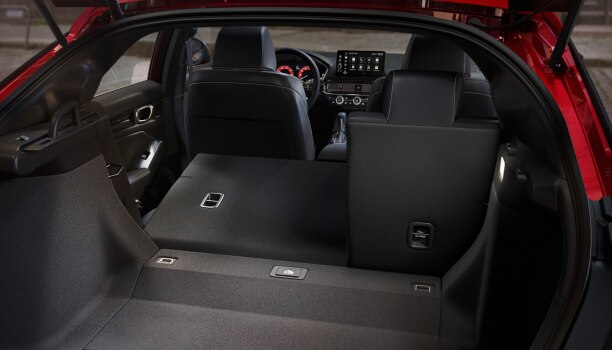 Closeup of the open hatch door, showcasing the Hatchback’s cargo space.