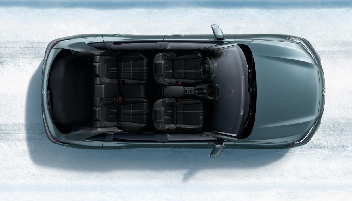 Bird’s eye view of an HR-V with no roof, showcasing the heated front seat.