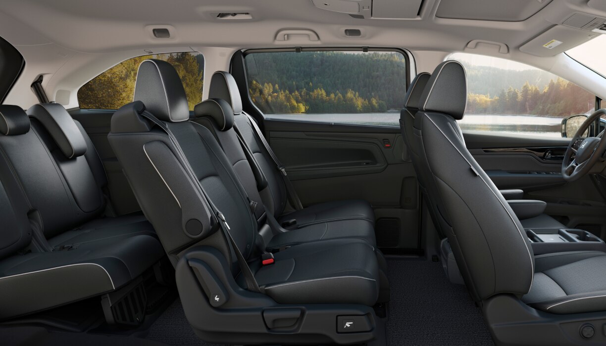 Wide side view of front and second row seats in an Odyssey.