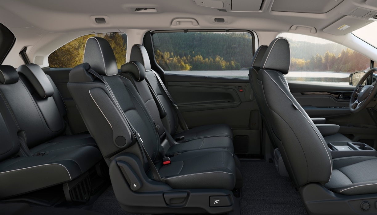 Wide side view of front and second row seats in an Odyssey.